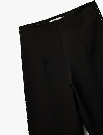 Yanları Zımba Detaylı Uzun Düz Bol Paça Pantolon