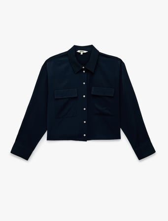 Regular Fit Uzun Kollu Kapaklı Cep Detaylı Saten Crop Gömlek