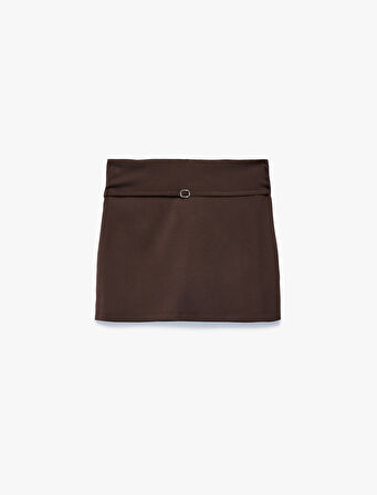 Kemer Detaylı Viskon Karışımlı Mini Şort Etek