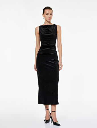 Kolsuz Yuvarlak Yaka Simli Uzun Kadife Elbise