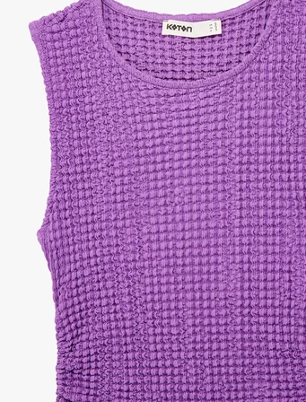 Bürümcük Kumaş Slim Fit Bisiklet Yaka Kolsuz Bluz