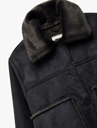 Cep Detaylı Süet Görünümlü Düğmeli Klasik Yaka İçi Suni Kürklü Ceket