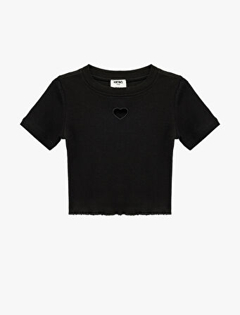 Pamuklu Kısa Kollu Kalp Pencere Detaylı Crop Tişört
