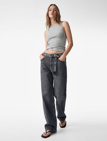 Slim Fit Kolsuz Kayık Yaka Atlet