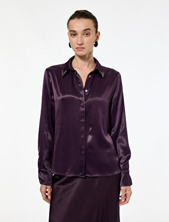 Uzun Kollu Düğmeli Klasik Yaka Taş Detaylı Viskon Saten Gömlek