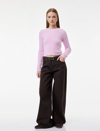 Uzun Kollu Bisiklet Yaka Slim Fit Dokulu Triko Crop Kazak