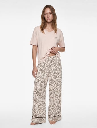 Desenli Kısa Kollu Viskon Pijama Takımı