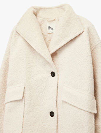 Uzun Kollu Kruvaze Yaka Düğmeli Cepli Buklet Kaban