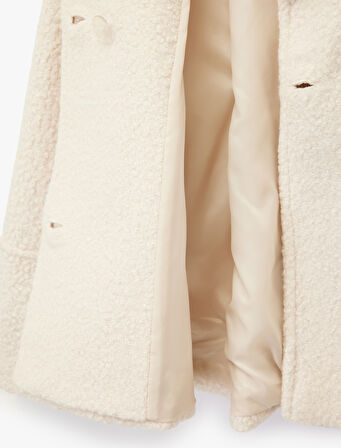 Uzun Kollu Kruvaze Yaka Düğmeli Cepli Buklet Kaban