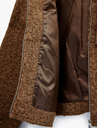 Fermuarlı Cepli Uzun Kollu Kısa Peluş Ceket