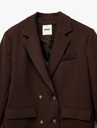 Uzun Kollu Cepli Düğmeli Kruvaze Blazer Ceket