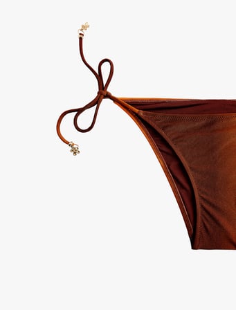 Degrade Renk Geçişli Charm Detaylı İpli Bikini Altı