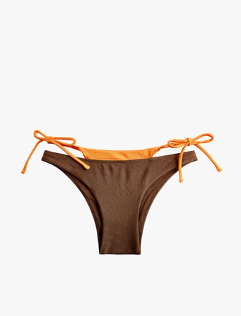 Renk Kontrastlı Çift Bel Katmanlı İpli Bikini Altı
