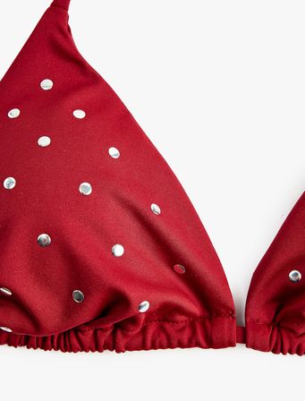 Boyundan Bağlamalı Zımbalı Üçgen Bikini Üstü