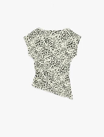Drape Detaylı Kayık Yuvarlak Yaka Kolsuz Desenli Bluz