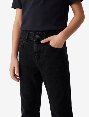 Pamuklu Beli Ayarlanabilir Lastik Detaylı Jean Pantolon