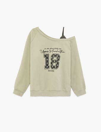 Rahat Kalıp Üç İplik Uzun Kollu Asimetrik Yaka Baskılı Sweatshirt