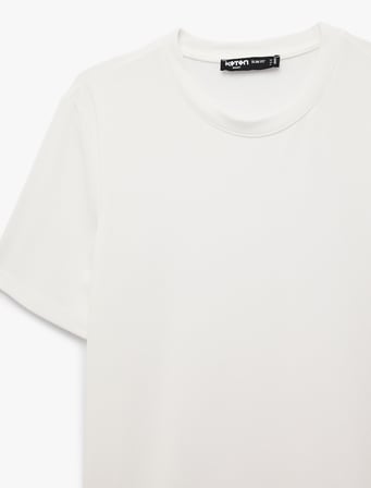 Bisiklet Yaka Viskon Karışımlı Kısa Kollu Basic Slim Fit Tişört