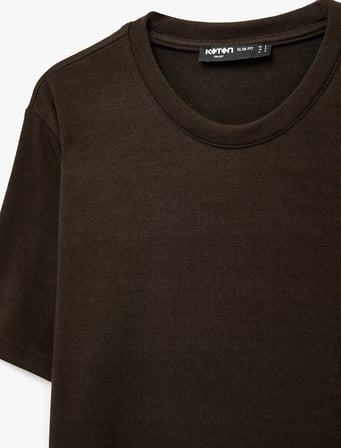 Bisiklet Yaka Viskon Karışımlı Kısa Kollu Basic Slim Fit Tişört