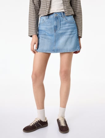Pamuklu Cepli Düğmeli Mini A Kesim Denim Etek