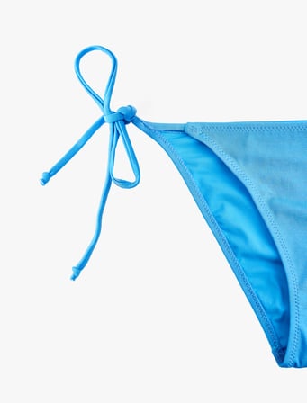 Yanları Bağlamalı İpli Bikini Altı
