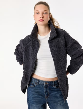 Uzun Kollu Dik Yaka Cep Detaylı Fermuarlı Oversize Peluş Ceket
