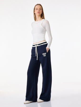Beli Lastikli Regular Fit Baskı Detaylı Eşofman Altı