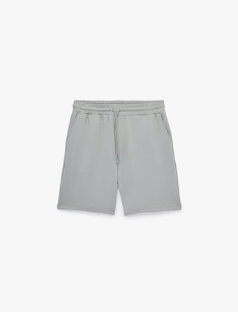 Regular Fit Cepli Beli Bağcıklı Bermuda Şort
