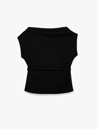 Scuba Kumaş Slim Fit Kemerli Omzu Açık Kayık Yaka Kolsuz Bluz