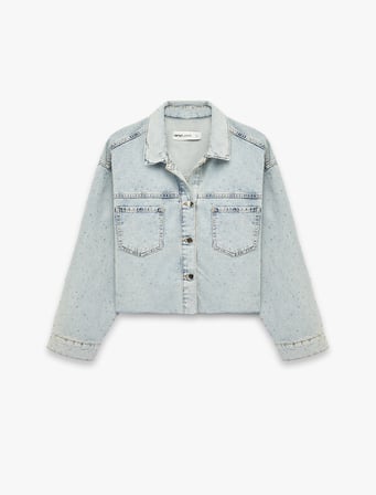 Rahat Kalıp Uzun Kollu Klasik Yaka Cep Detaylı Denim Ceket