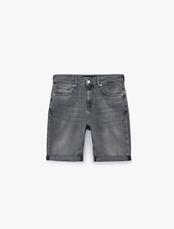 Normal Bel Pamuklu Cepli Bermuda Slim Fit Jean Şort