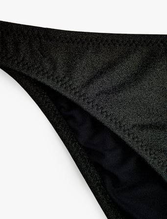 Parlak Dokulu Bikini Altı