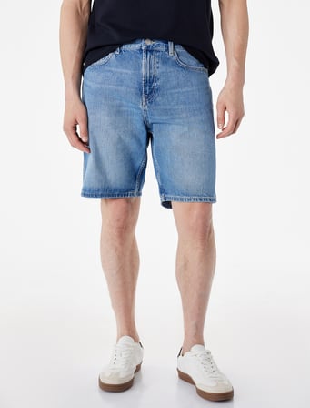 Pamuklu Cepli Bermuda Straight Fit Jean Şort