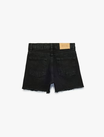Pamuklu Yıpratılmış Detaylı Saçaklı Denim Şort