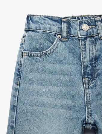 Beli Lastikli Düğmeli Rahat Kesim Denim Pantolon