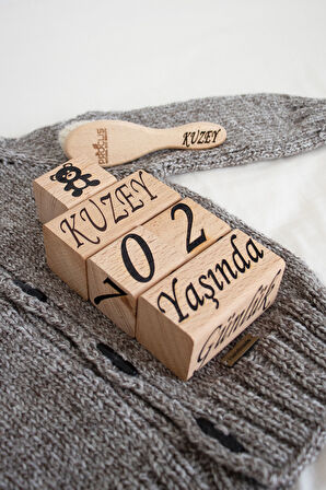 İsime Özel Ahşap Anne-Bebek Anı Küpü Ve Doğal Keçi Kılı Bebek Tarağı