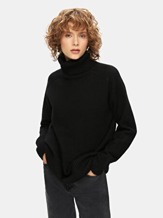 Uzun Kollu Balıkçı Yaka Triko Siyah Kazak