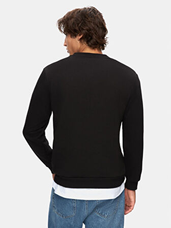 Uzun Kollu Sıfır Yaka Slogan Baskılı Siyah Sweatshırt