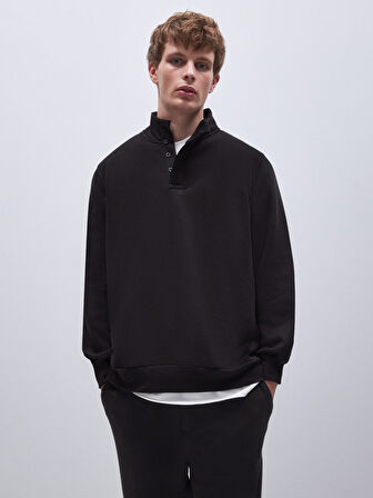 Uzun Kollu Yarım Fermuarlı Regular Siyah Sweatshırt