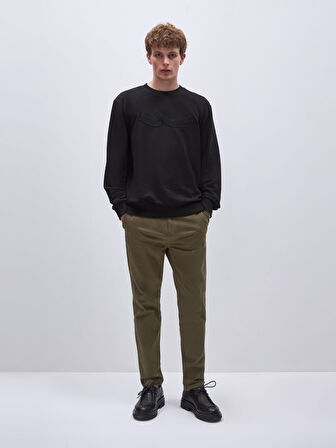 Uzun Kollu Sıfır Yaka Sign Baskılı Siyah Sweatshırt