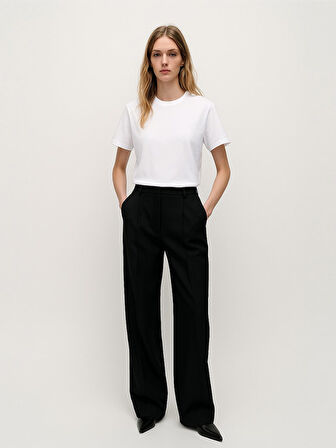 Kısa Kollu Sıfır Yaka Basic Beyaz T-shırt