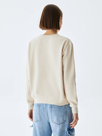 Uzun Kollu Sıfır Yaka Basic Krem Sweatshırt