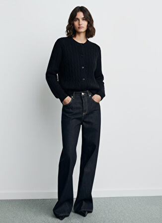 Uzun Kollu Önü Düğmeli Triko Lacivert Hırka