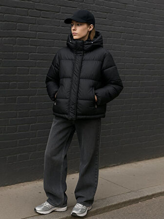 Kapüşonlu Fermuarlı Şişme Siyah Mont