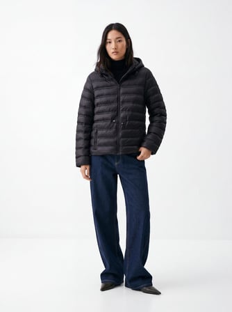 Regular Fit Şişme Kapüşonlu Siyah Mont