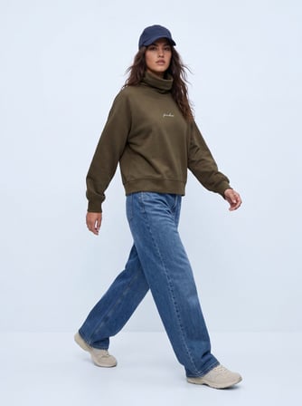 Relaxed Fit Boğazlı Yaka Minimal Baskılı Yeşil Sweatshırt