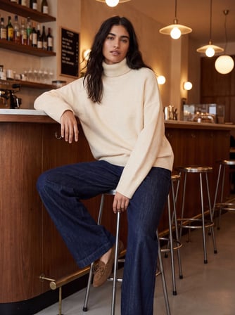 Relaxed Fit Boğazlı Yaka Triko Krem Kazak
