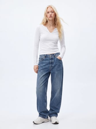 Regular Fit Flamlı V Yaka Beyaz Sweatshırt