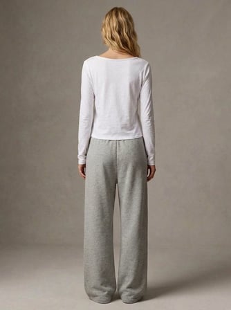 Regular Fit Flamlı Basic Beyaz Sweatshırt