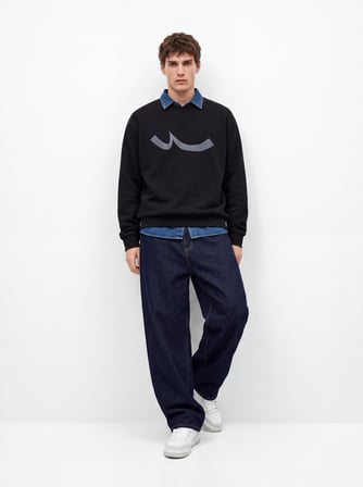 Regular Fit Sign Baskılı Bisiklet Yaka Siyah Sweatshırt